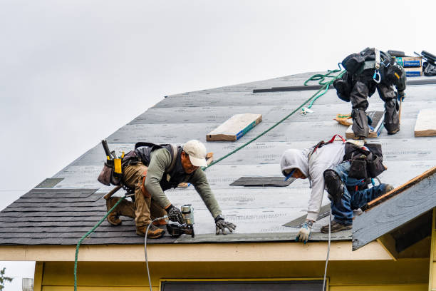 Professional Roofing technician working in Hainesport, NJ